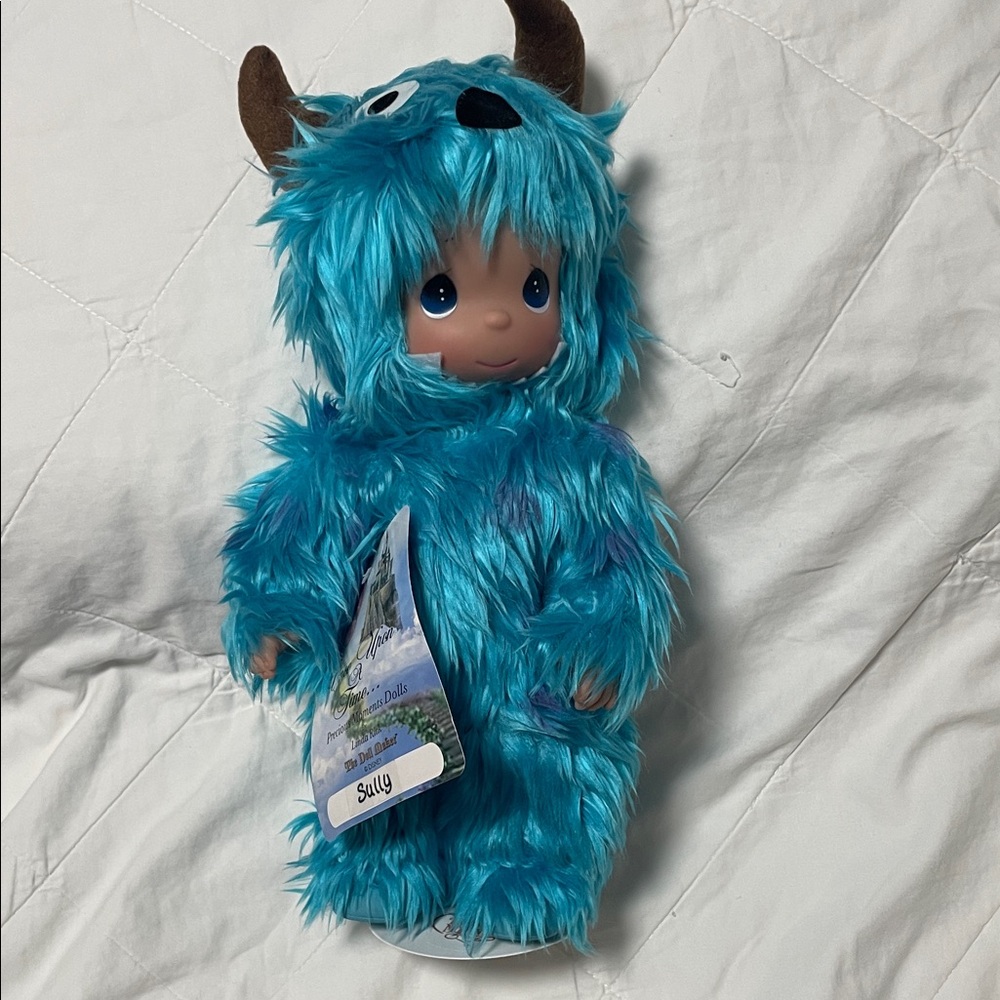 Precious Moments Doll Sully on a stand NWT